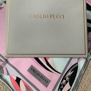 NEW Pucci Scarf